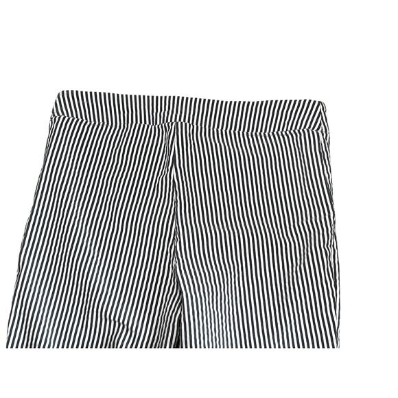 JNY Pull-on White Grey Railroad Striped Stretch Ankle Pants Women's 10 - Picture 5 of 5